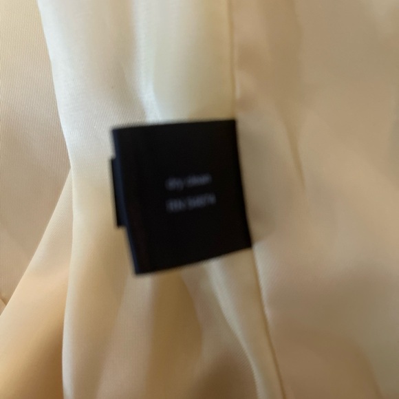 The Limited Light Yellow Trench Coat NWT’s. Medium. - Picture 8 of 11